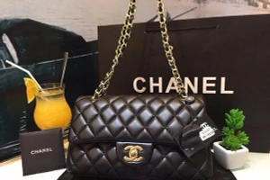 Chiếc túi Chanel đắt tiền không ở chất liệu hay mẫu mã, mà ở giá trị thương hiệu