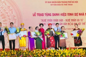 Nhiều nghệ nhân của Hà Nội đã đi xa trước ngày được nhận danh hiệu Nghệ nhân Nhân dân