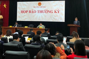 Họp báo thường kỳ tháng 11/2019 tại Bộ Công Thương.
