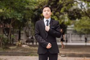 Nguyễn Mạnh Thắng - lớp 12, trường THPT Chuyên Bắc Giang.