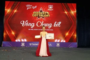 Gia Linh tại vòng chung kết.