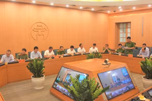 Quang cảnh buổi họp.