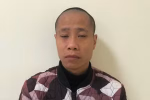 Đỗ Xuân Hoàng tại cơ quan công an.