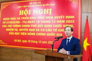 PGS,TS Nguyễn Bá Chiến.