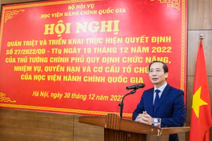 PGS,TS Nguyễn Bá Chiến.