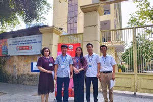 Đoàn Thanh tra của Sở GD&ĐT Hà Nội kiểm tra công tác thi tuyển sinh vào lớp 10 tại nhiều điểm thi quận Ba Đình.