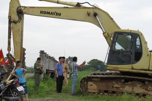 Báo cáo Chính phủ vụ “máy xúc cán qua người dân”