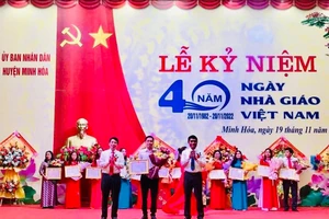 Cháy mãi ngọn lửa tình yêu nghề giáo