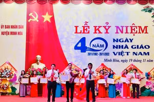 Cháy mãi ngọn lửa tình yêu nghề giáo