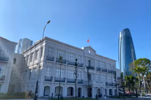 Tòa Đốc lý hay còn gọi là Tòa thị chính (số 42, 44 Bạch Đằng) được nâng cấp, cải tạo thành Bảo tàng Đà Nẵng. Ảnh: Hoàng Vinh. 