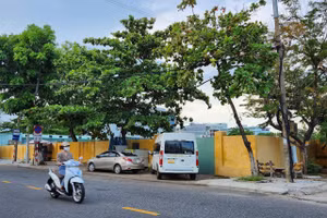 Đà Nẵng sẽ xây trường liên cấp TH-THCS trên khu đất được Bộ Quốc phòng bàn giao. Ảnh: Cao Định. 