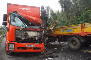 Hiện trường vụ tai nạn. (Ảnh: H.V)