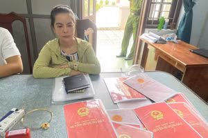 Đỗ Thị Yến Ly tại cơ quan công an. Ảnh: Công an Đà Nẵng. 