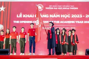 Trường Đại học Ngoại thương khai giảng năm học mới