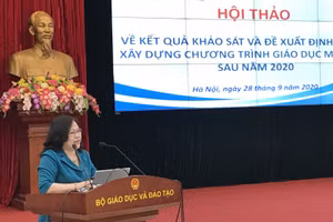 Thứ trưởng Ngô Thị Minh phát biểu chỉ đạo tại Hội thảo.