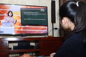 Một chương trình dạy học trực tuyến do Phòng GD&ĐT TP Hạ Long (Quảng Ninh) thực hiện. Ảnh: IT