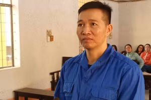 Vũ Xuân Thụy tại phiên tòa ngày 12/1. (Ảnh: TT)