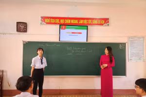 Một tiết học môn tiếng Anh tại Trường THPT Lê Quý Đôn, Đắk Lắk. (Ảnh: Thành Tâm)