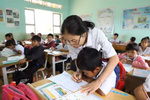 Một tiết học ở Trường Tiểu học Y Jút, huyện Krông Pắc, tỉnh Đắk Lắk. (Ảnh: TT)