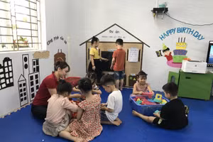 Giờ học của trẻ MN Trường thực hành Sư phạm - Trường ĐH Vinh