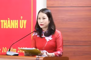 Bà Nguyễn Thị Oanh - Trưởng phòng GD&ĐT TP Thanh Hóa. Ảnh: BTH