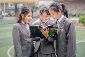 Học sinh Trường liên cấp Ngôi Sao.