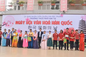 Sôi nổi Ngày hội văn hóa Hàn Quốc tại Trường THCS Ngô Gia Tự.