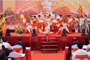 Trường Cao đẳng Quốc tế Hà Nội kỷ niệm 10 năm thành lập, khai giảng năm học mới.