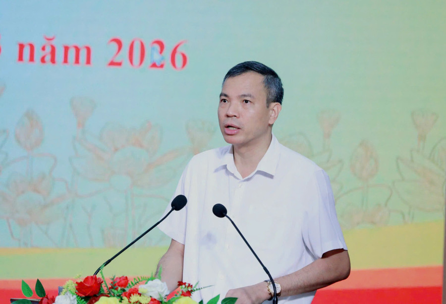 Ông Nguyễn Trung Thuận - Bí thư Đảng ủy, Chủ tịch HĐND xã An Khánh phát biểu tại hội nghị. 