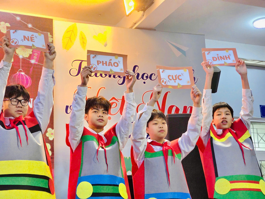 Học sinh lan tỏa thông điệp tuyệt đối không sử dụng, buôn bán, tàng trữ pháo nổ dịp Tết.