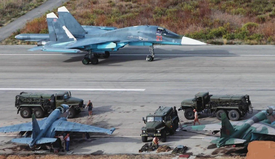 Nga rút quân từ Syria, Ukraine càng thêm khó