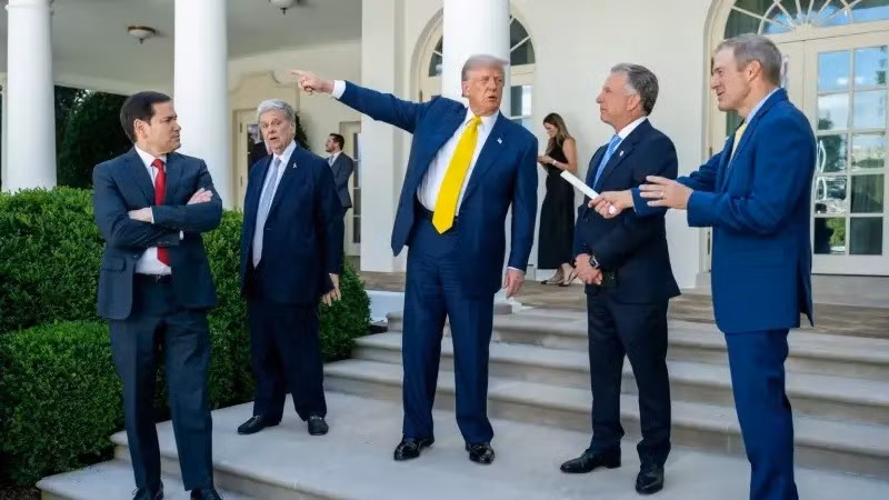 Ông Trump: Ukraine không thể thắng nếu chỉ phòng thủ 