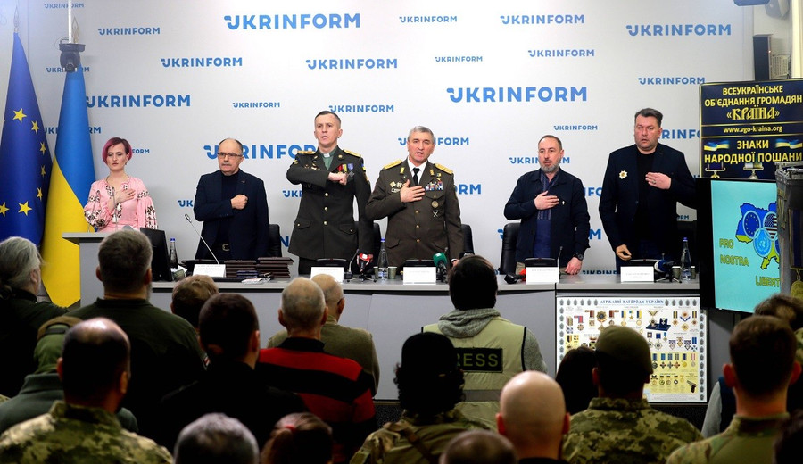 NATO, EU đau đầu giải cứu ngân sách Kiev