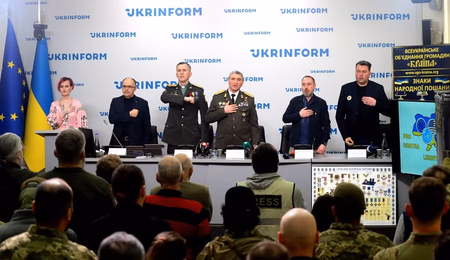 NATO, EU đau đầu giải cứu ngân sách Kiev