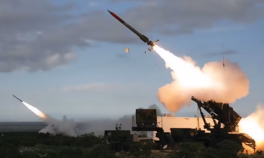 Phòng không Ukraine chỉ hạ được 36% tên lửa Nga