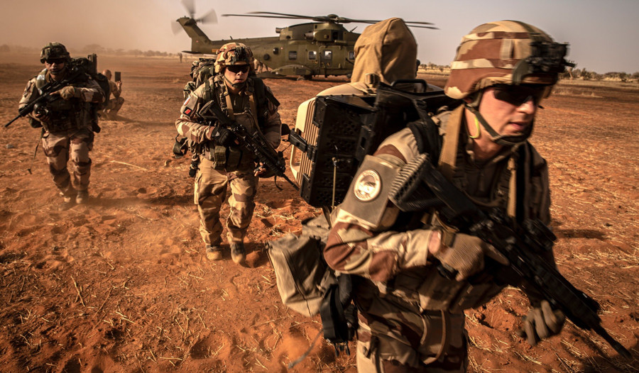 Anh, Pháp điều 2 lữ đoàn dù giúp Ukraine trấn thủ hậu phương?