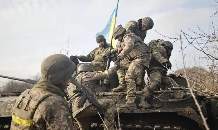 Pokrovsk-Myrnohrad lâm nguy, tướng Syrskyi xin lệnh tổng động viên