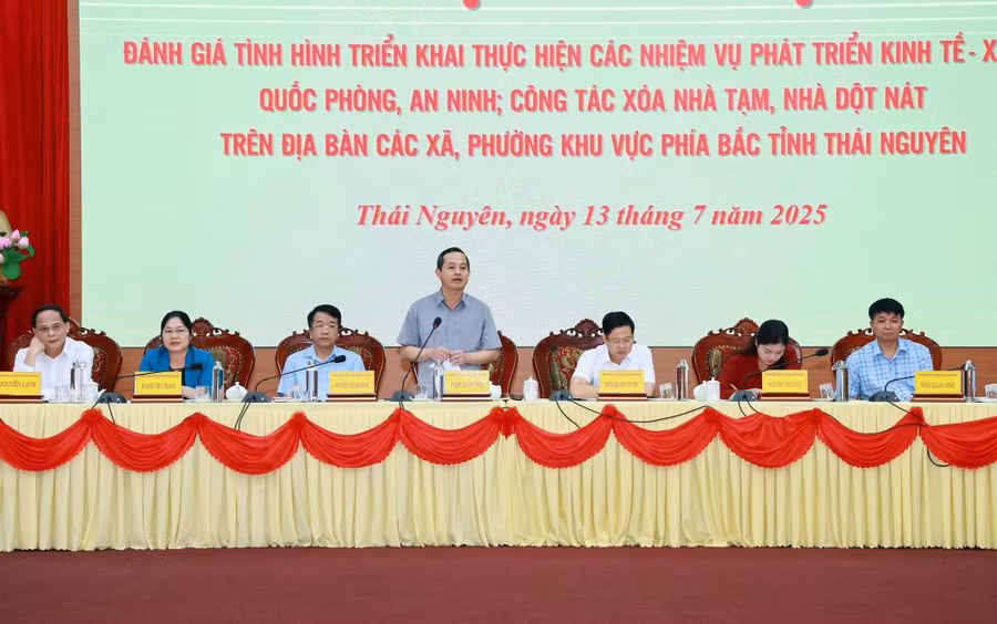 Lãnh đạo tỉnh Thái Nguyên tham dự Hội nghị.
