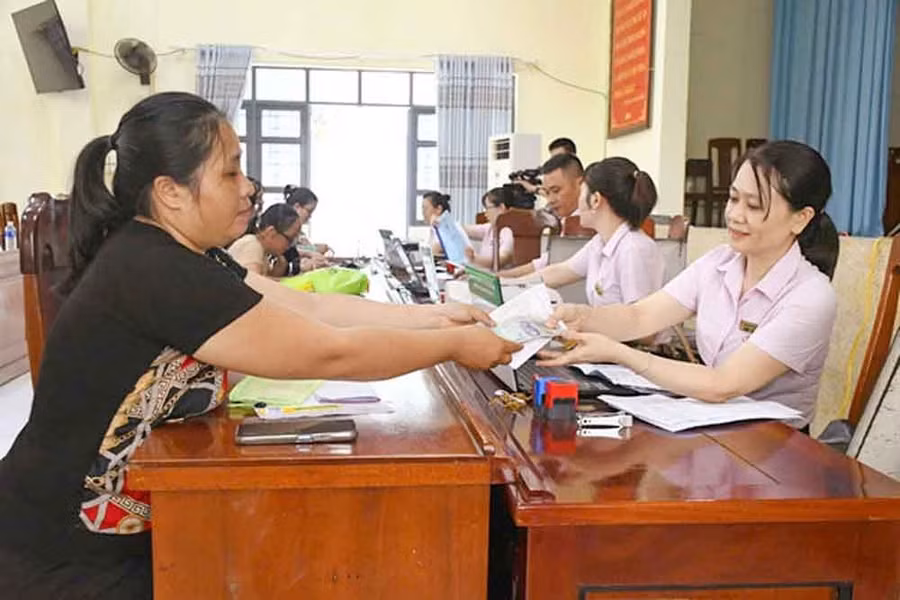 ngan-hang-chinh-sach.jpg
