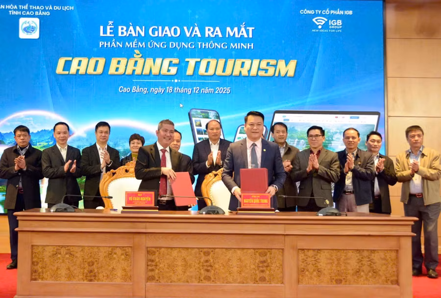 cao-bang-tourism-2.jpg