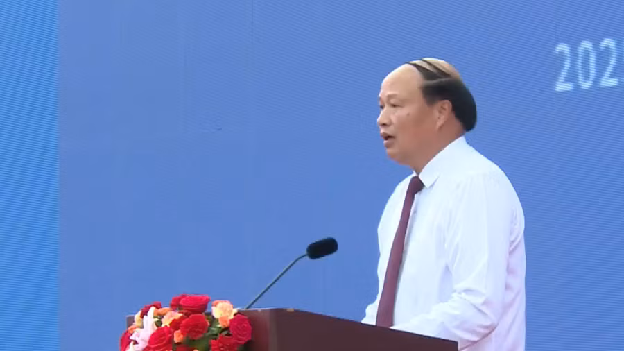 hoang-van-thach.jpg
