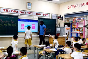 Hoạt động giáo dục kỹ năng sống và hoạt động ngoài giờ chính khoá cho học sinh là cần thiết.