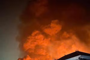 Cháy lớn tại Công ty TNHH giày Venus.