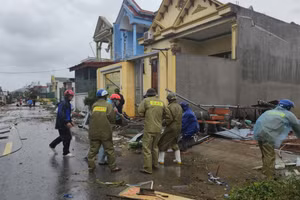 Hơn 600 căn nhà dân ở Thanh Hoá bị thiệt hại do bão Bualoi gây ra.