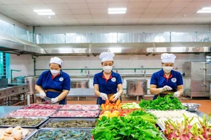 Tại Hệ thống Giáo dục Nobel School, “bữa ăn hạnh phúc” được cụ thể hóa bằng quy trình kiểm soát chặt chẽ, thực đơn khoa học…