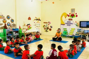 Thanh Hóa chi trả lương, phụ cấp và các khoản đóng góp cho gần 900 giáo viên hợp đồng.