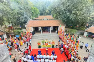 Nghi lễ tấu trình chúc văn, dâng hương tại Lễ hội đền Bà Triệu năm 2026.