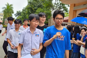 Thí sinh Thanh Hoá phấn khởi hoàn thành môn thi cuối, Kỳ thi tuyển sinh vào lớp 10 THPT.