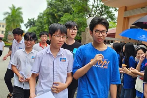 Thí sinh Thanh Hoá phấn khởi hoàn thành môn thi cuối, Kỳ thi tuyển sinh vào lớp 10 THPT.