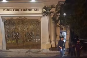 Cảnh sát có mặt tại dinh thự Thành An.